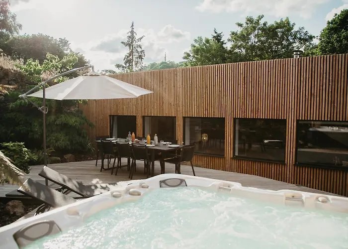 Grand Loft Avec Jacuzzi Et Home Cinema