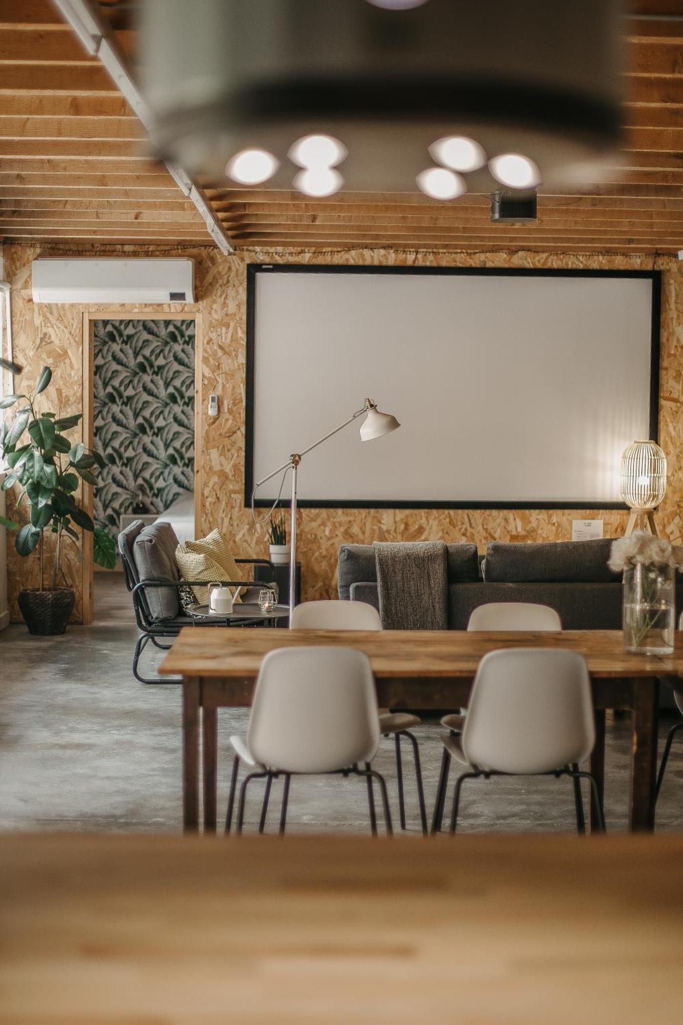 Vakantiehuis Grand Loft Avec Jacuzzi Et Cinema