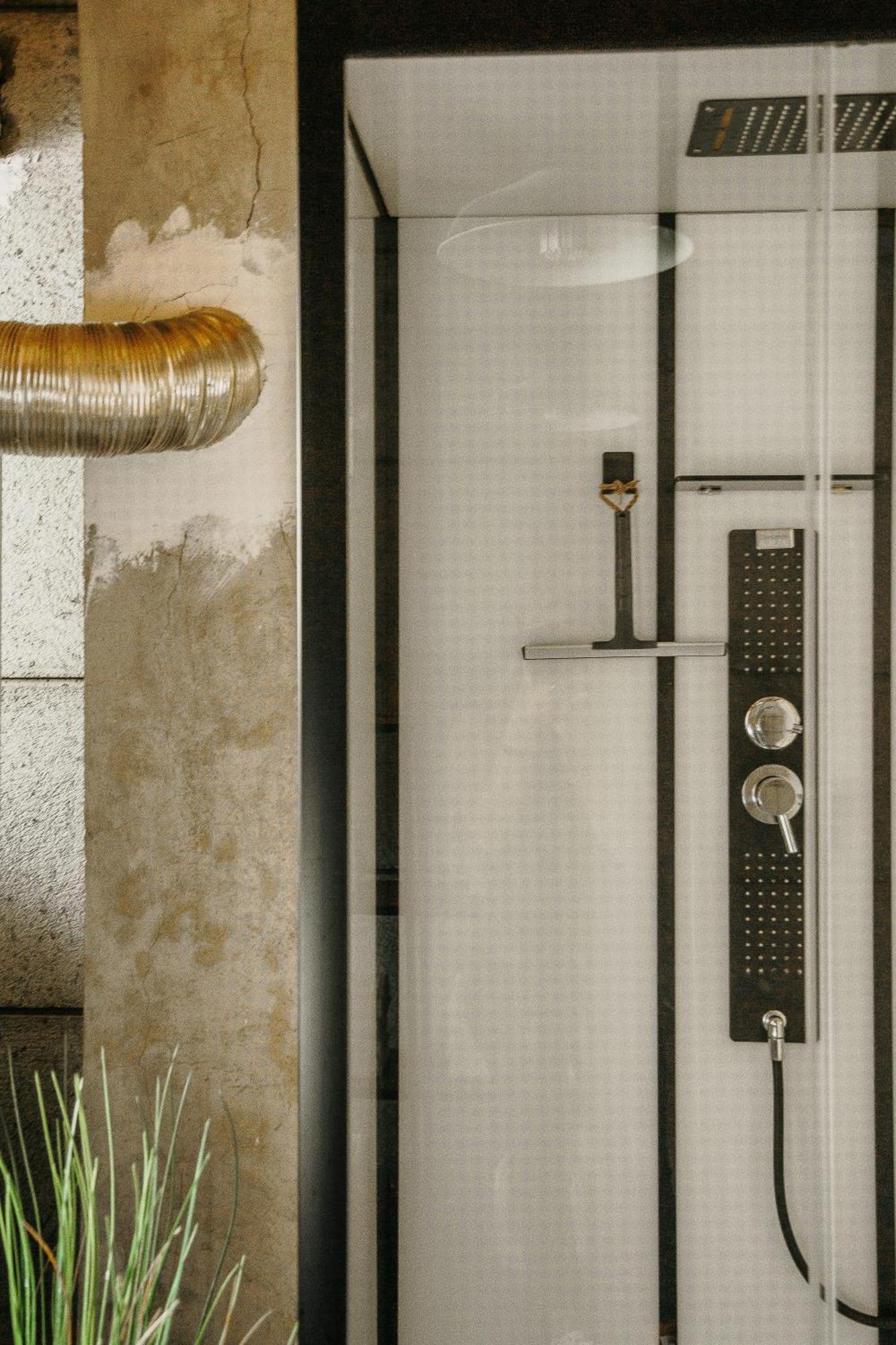 Vakantiehuis Grand Loft Avec Jacuzzi Et Cinema